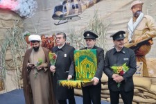 استقبال از خادمین حرم رضوی و پرچم متبرک امام رضا(ع) در پاوه