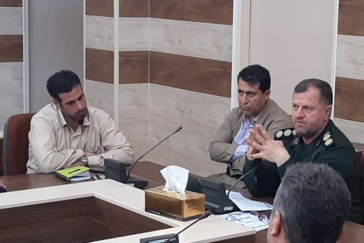 برگزاری نشست تبیینی " انتخابات ، مکمل حماسه بدرقه شهیدان"در پاوه