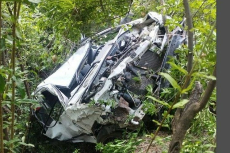 سقوط خودرو باعث فوت یک نفر در پاوه شد