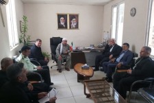 بازدید نماینده اورامانات، و هیئت همراه از زندان پاوه