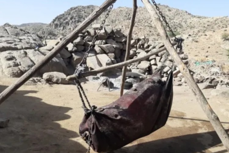 ظروف پوستین کرمانشاهیان در بوته فراموشی است