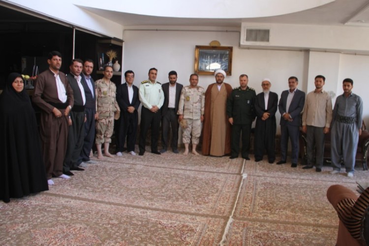 ایثارگران ما غیرت، مردانگی و رشادت را به معنی کلمه عینیت بخشیدند