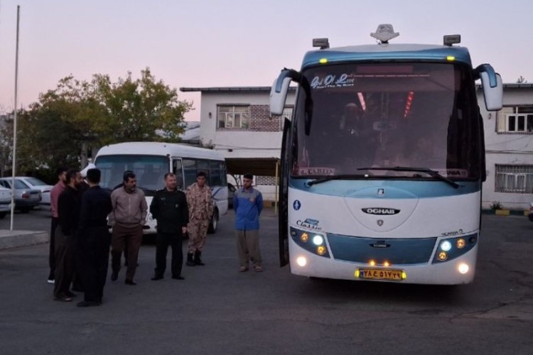 اعزام 100 نفر از خانواده‌های شهدای پاوه به کنگره ملی شهدا