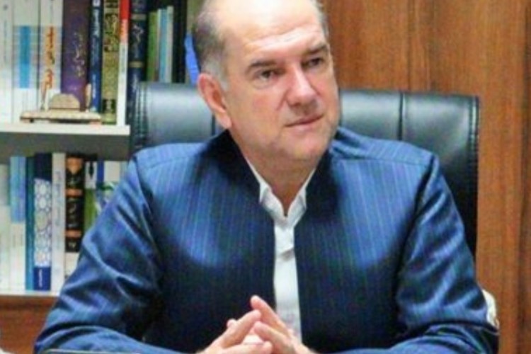 لزوم ابلاغ آیین‌نامه اجرایی قانون ساماندهی تجارت مرزی برای پایان قصه پرغصه کولبری در مناطق مرزی/ ضرورت تشکیل کمیته ویژه برای احیای جنگل‌های زاگرس