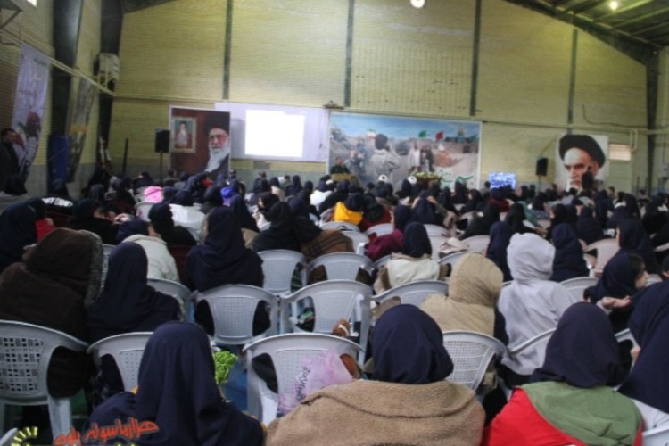 اجتماع مادران و دختران شهرستان پاوه در حمایت از کودکان مظلوم فلسطین در پاوه برگزار شد