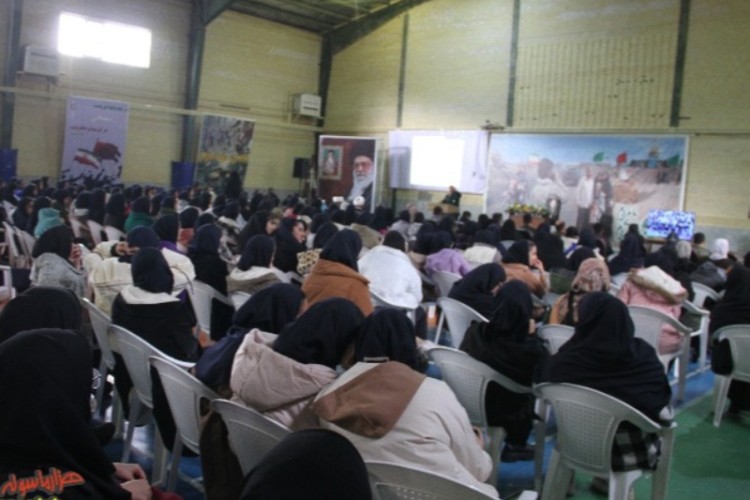 اجتماع مادران و دختران شهرستان پاوه در حمایت از کودکان مظلوم فلسطین