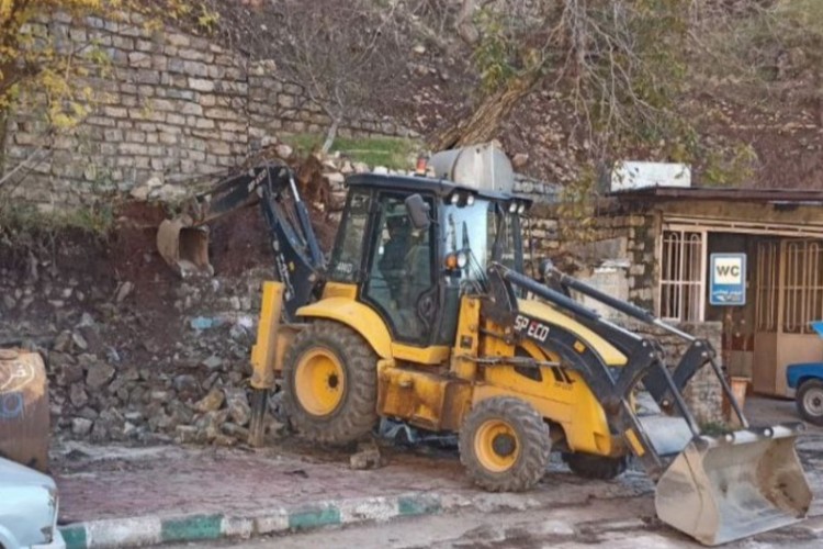 آغاز احداث نمازخانه جنب پارک سروزن شهر نوسود