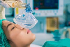 زایمان بدون درد با گاز انتونکس در بیمارستان پاوه انجام می شود