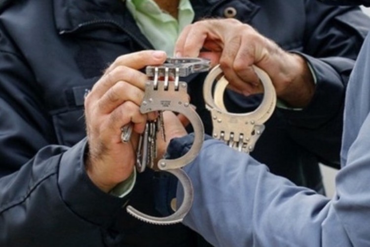 سرقت در پاوه تحت پوشش تاکسی اینترنتی