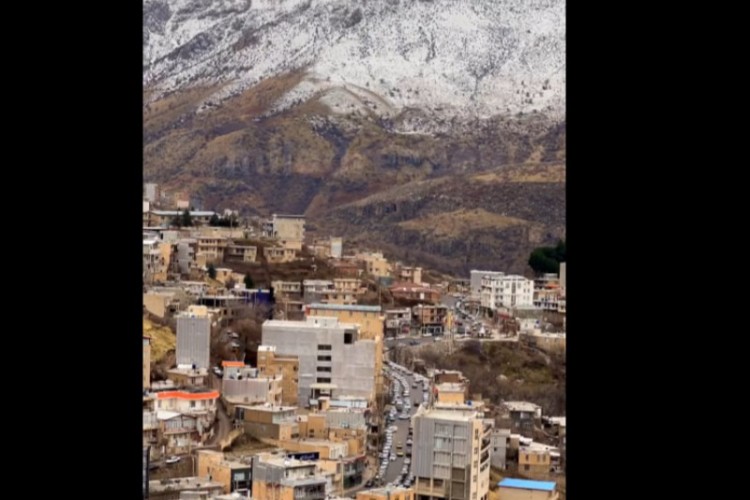 نمای تایم لپس زیبا از شهر پاوه