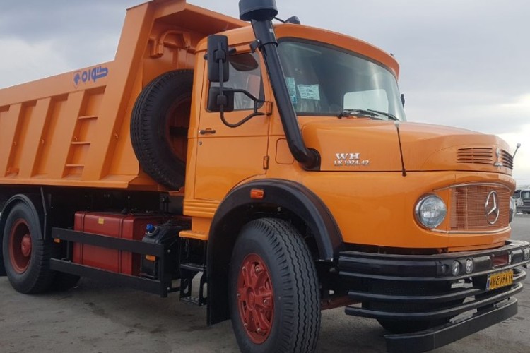 یکدستگاه کامیون کمپرسی بنز تک با مساعدت دو میلیارد تومانی خریداری شد