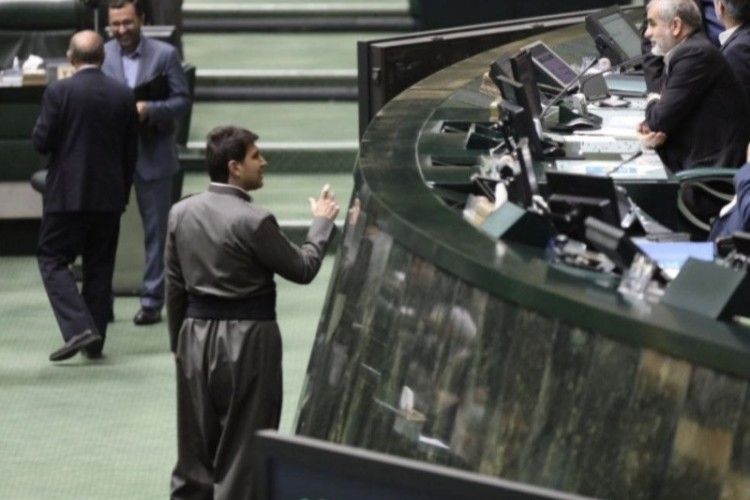 طرح لهونی به نام معیشت مرزنشینان برای اورامانات چه منافعی دارد؟