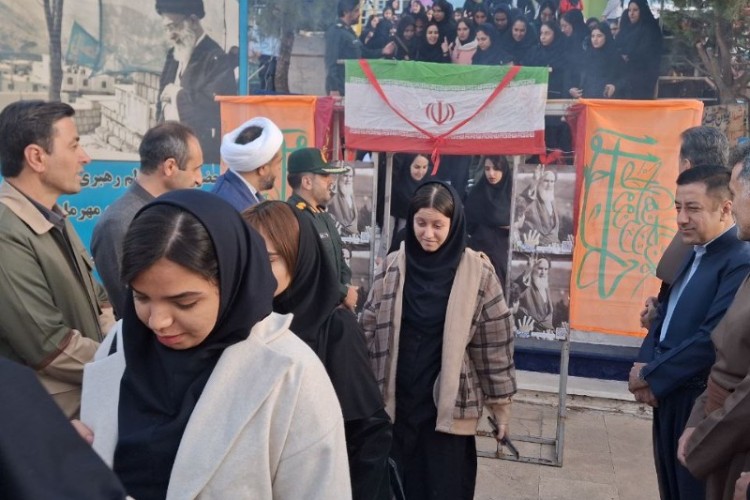 اعزام ۲۵۰ دانش‌آموز پاوه به اردوی راهیان نور غرب کشور