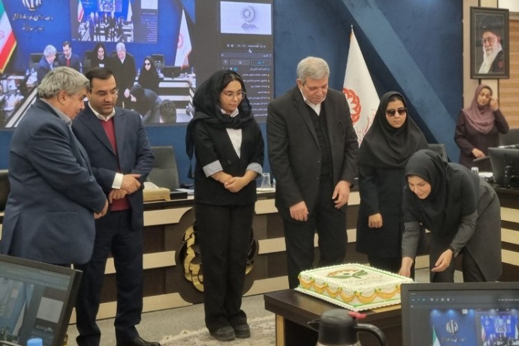 تقدیر رئیس‌جمهور از غزل بهرامی؛ نخبه روشندل پاوه‌ای به‌عنوان چهره برتر علمی کشور