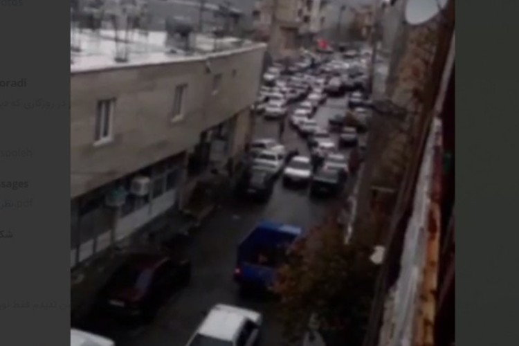 ضرورت ساماندهی گره ترافیکی سه‌راهی دوریسان