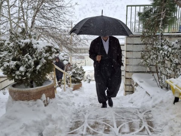 از بارش برف در پاوه