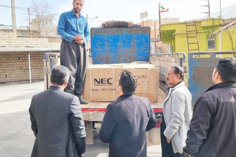 چندگانه‌سوز شدن نانوایی‌های پاوه؛ تأمین نان در هر شرایطی تضمین شد