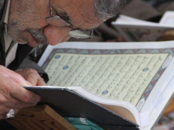 ٣٠ روز همنشینی با کلام الهی در مسجد قبای پاوه