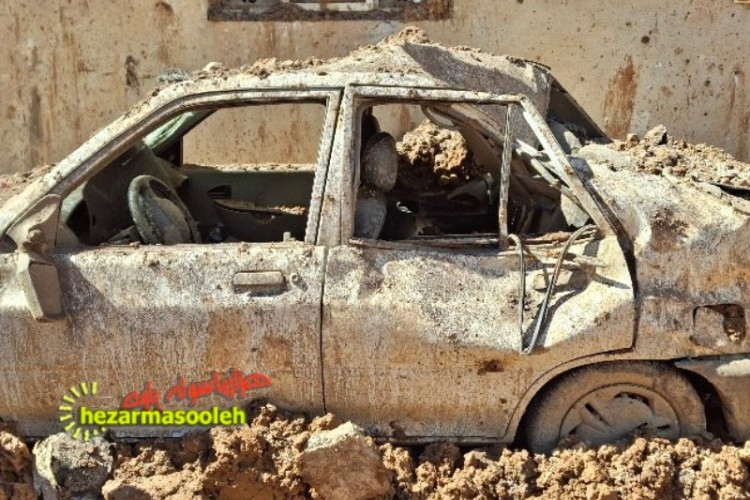 تصاویری از خسارت به منازل مسکونی اطراف میدان دف پاوه