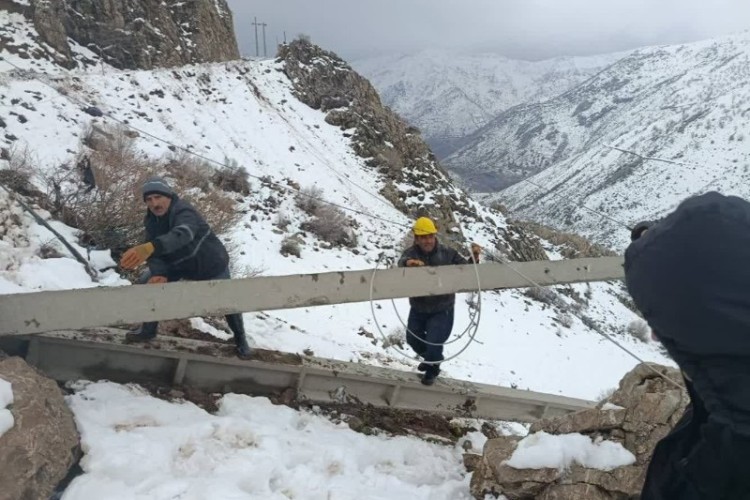 برق دهستان شرام وصل گردید