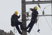 حماسه‌ی سپید؛ وقتی روشنایی از میان صخره‌ها طلوع می‌کند