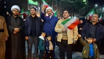 مردم پاوه در چهل و ششمین شب متوالی سنگر را خالی نکردند