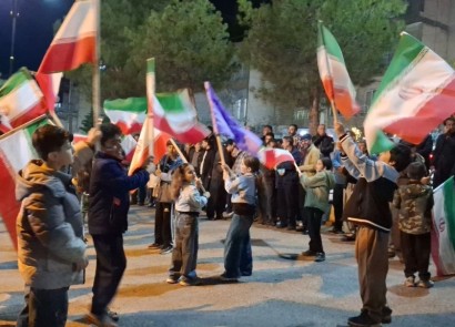 مردم پاوه در چهل و هفتمین شب متوالی سنگر را خالی نکردند