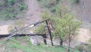 رانش زمین قطعی برق باینگان را در پی داشت / پایداری شبکه برق باینگان پس از رانش زمین