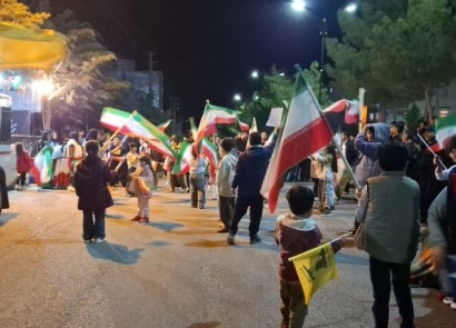 نمایش اقتدار و شکوه مرزنشینان پاوه ای در پنجاه و چهارمین شب متوالی