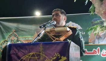اهدای ۶۰ سری جهیزیه به زوج‌های جوان در پاوه / سرهنگ میرزایی: کارنامه درخشان سپاه در محرومیت‌زدایی و شکست توطئه‌های دشمن