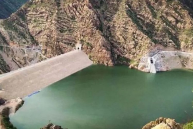 مسیرهای دشوار، جایگزین مسیر ارتباطی روستاهای ژاوه رود شد