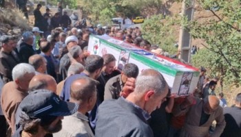 پیکر دو شهید عملیات تروریستی پاوه در خاک آرام گرفت