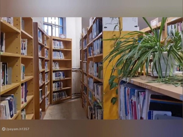 تعطیلی تنها کتابخانه عمومی فعال شهر به علت قطعی برق