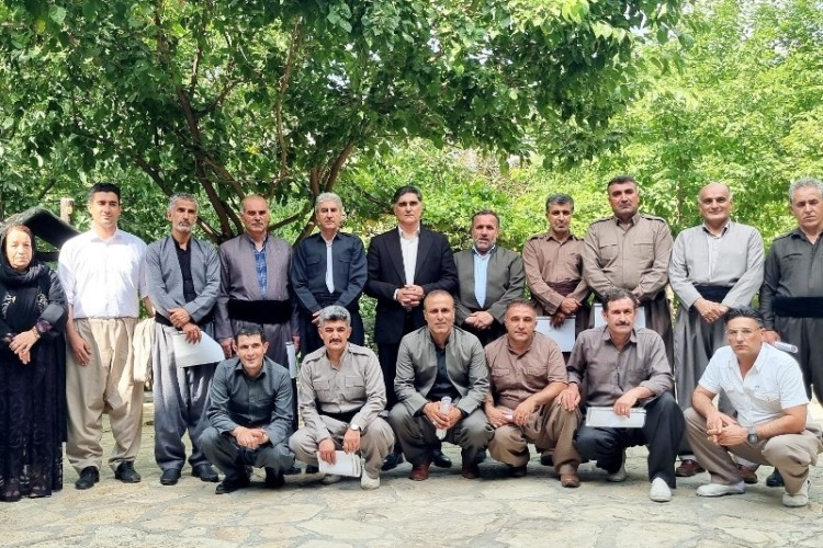 نقش کلیدی دهیاران در توسعه متوازن روستاها / تجلیل از دهیاران بخش باینگان با حضور فرماندار پاوه
