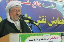 روحانیون باید با دانش خود تفکرات افراد تندرو را اصلاح کنند