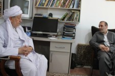 دیدار استاندار کرمانشاه با ماموستا ملاقادر قادری