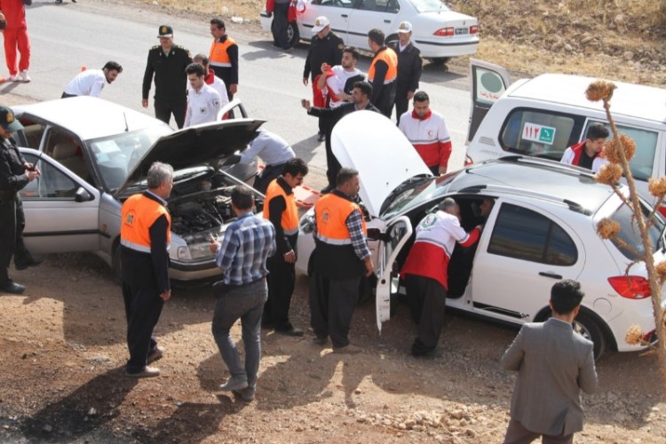 برگزاری مانور به مناسبت هفته پدافند غیرعامل در پاوه