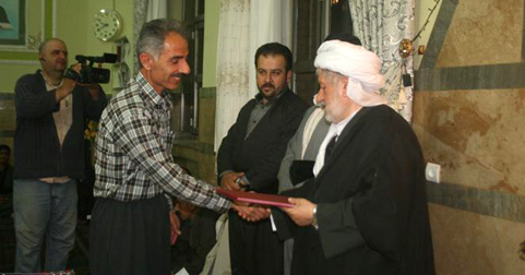 کارگران نمونه شهرداری پاوه تجلیل شدند