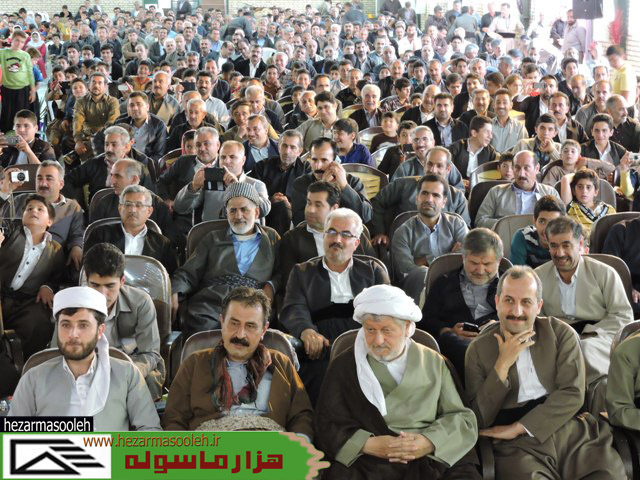معلمان نمونه شهرستان پاوه تجلیل شدند