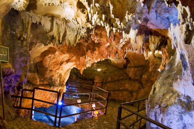 بازگشایی ادامه‌مسیر غار قوری‌قلعه از طریق تونل‌شیشه‌ای