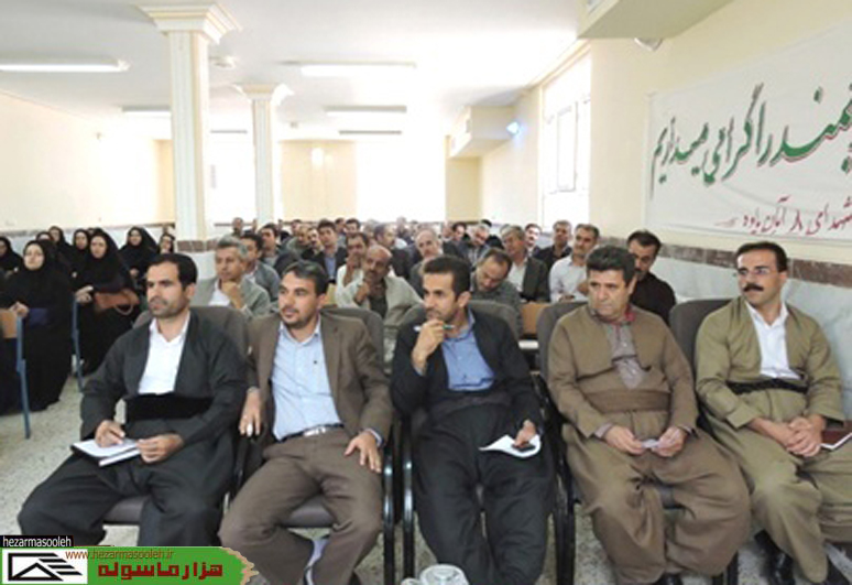 برگزاري نشست پروژه مهر وباز گشایی مدارس شهرستان پاوه