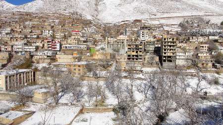 راههای ارتباطی روستاهای شهرستان پاوه باز است/بارش 40 سانتیمتری برف در سه راهی شهداء