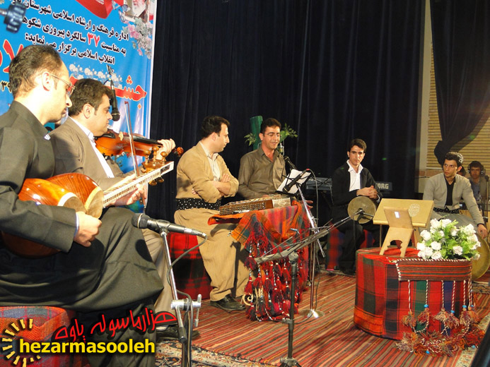 گزارش تصویری از برگزاری جشن انقلاب در پاوه