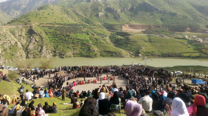 گزارش تصویری از برگزاری مراسم نوروز در روستای نیسانه