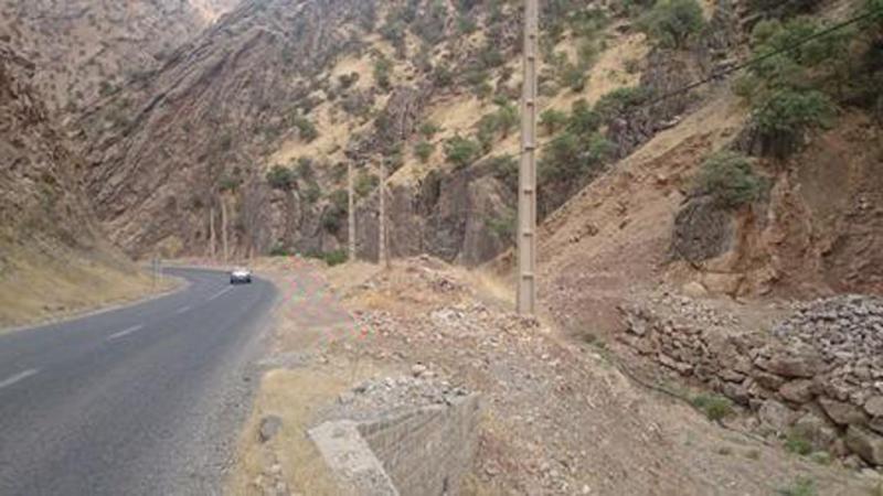 محدوده سد داریان در محور پاوه به نودشه تا ۱۵ تیر ماه مسدود است محدوده سد داریان در محور پاوه به نودشه تا ۱۵ تیر ماه مسدود است