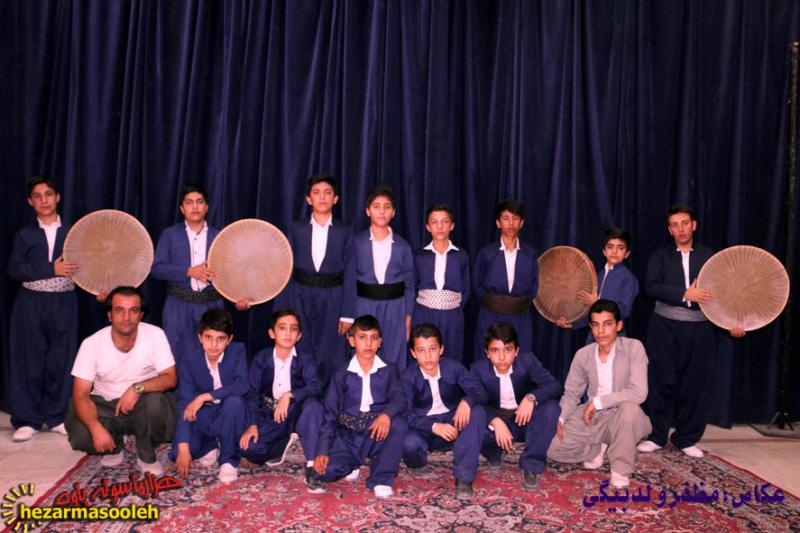 راه یابی گروههای مولودی خوانی پاوه در جشنواره مولودی خوانی سنندج راه یابی گروههای مولودی خوانی پاوه در جشنواره مولودی خوانی سنندج