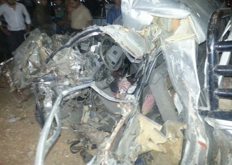 کشته و مصدومیت 13 نفر در تصادف مرگبار مزدا و پانکی در روستای دزلی