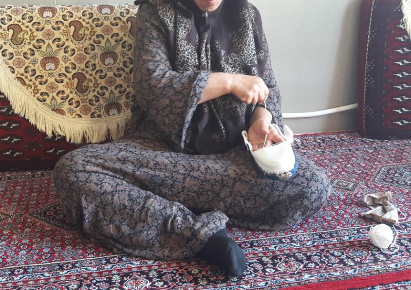 تجلی اقتصاد مقاومتی با تولید صنایع دستی در پاوه تجلی اقتصاد مقاومتی با تولید صنایع دستی در پاوه