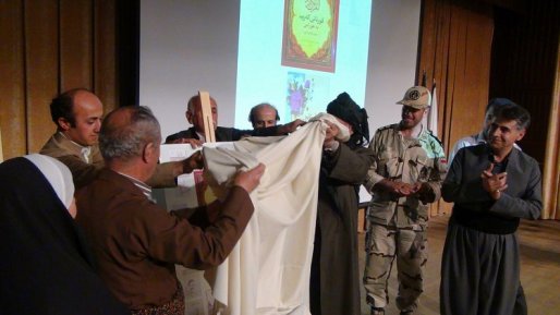 از دو کتاب ترجمه شده به زبان هورامی رونمایی شد+تصاویر