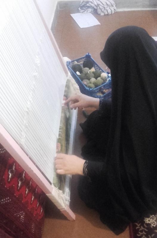 هنر دست بانوان شهرستان پاوه در تجلی اقتصاد مقاومتی